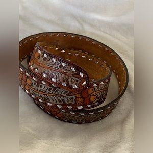 Leather belt